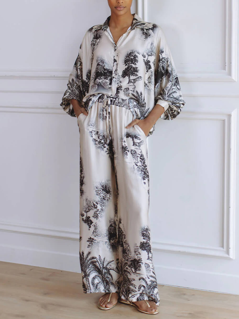 Unique Floral Print Loose Top And Elastic Waist Wide Leg Pants Set White