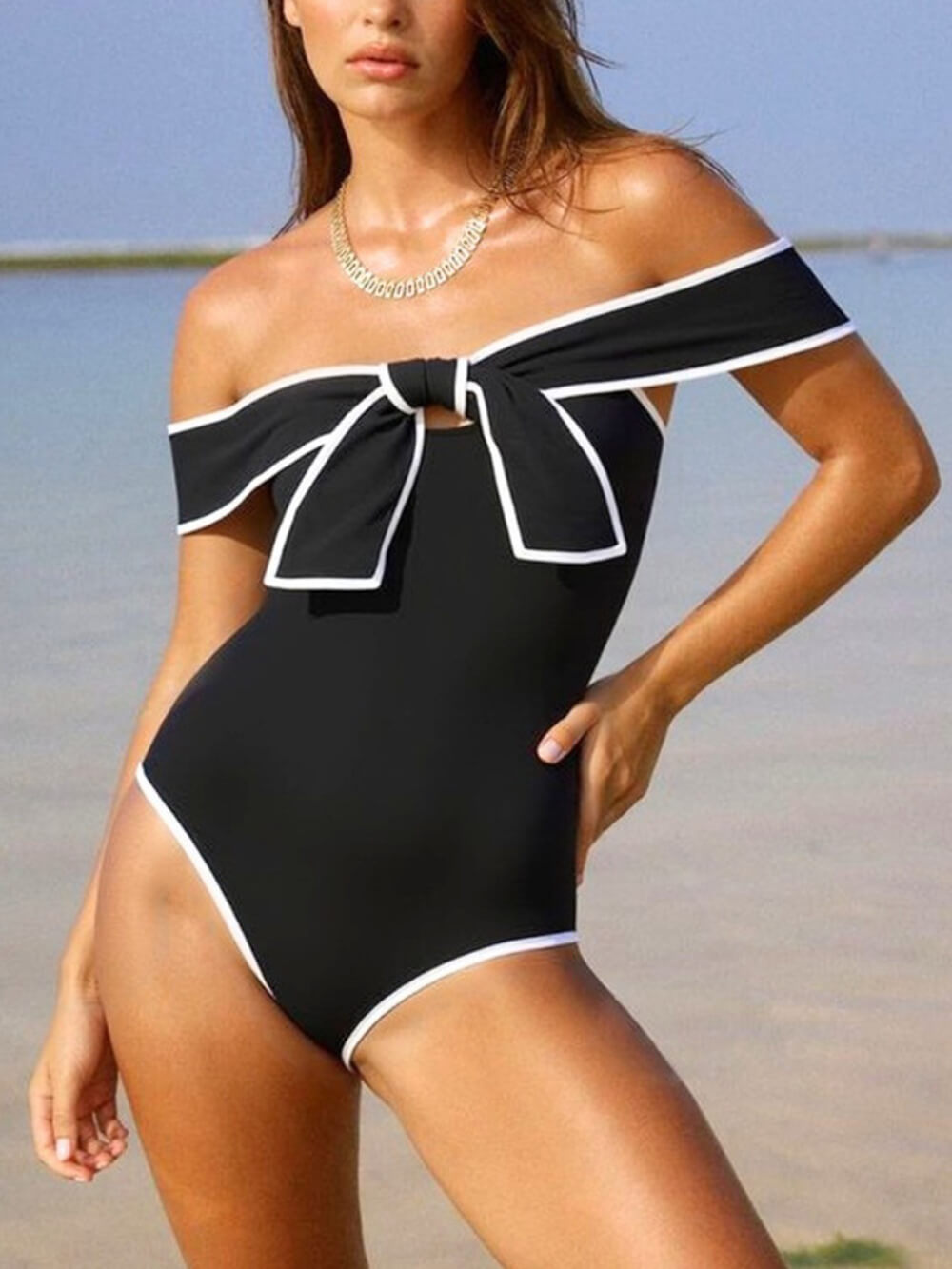 Sexy Strapless Black And White Colorblock One-Piece Swimsuit Black