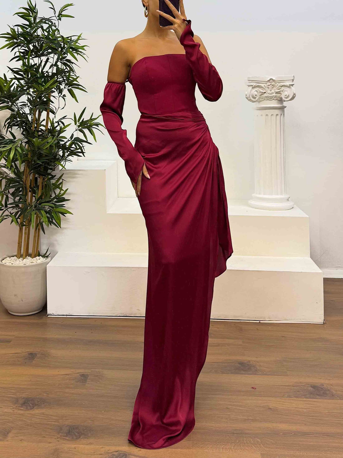 Elegant Strapless Satin Evening Maxi Dress Red