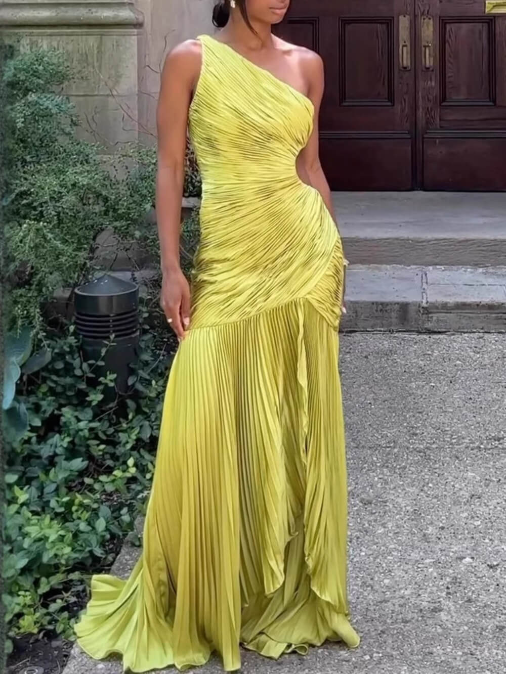 Fashion One-Shoulder Cutout Ruched Maxi Dress Green