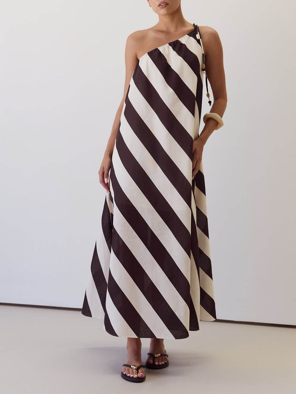 Elegant Striped Print One-Shoulder Tie-Waist Side Pockets Maxi Dress Brown
