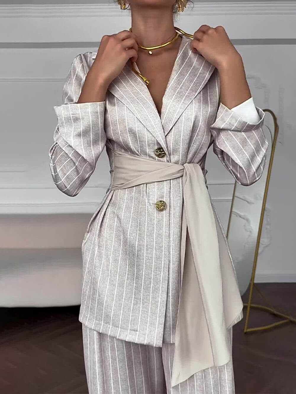 Elegant Lapel Striped Print Tie-Waist Blazer Apricot
