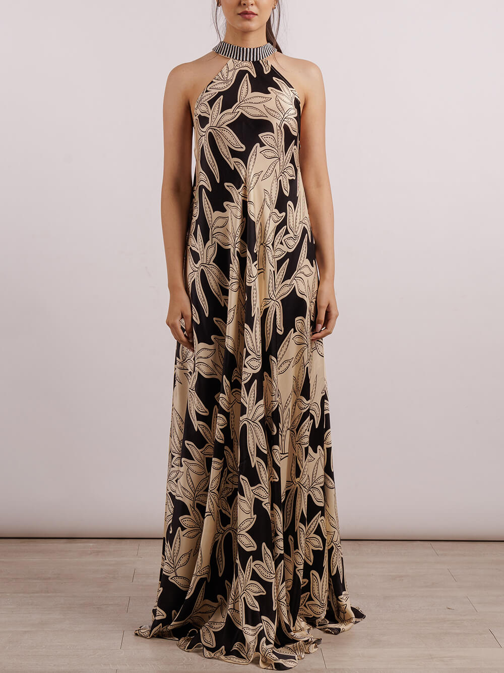 Retro Unique Poppy Flower Print Bloom Strappy Maxi Dress Black