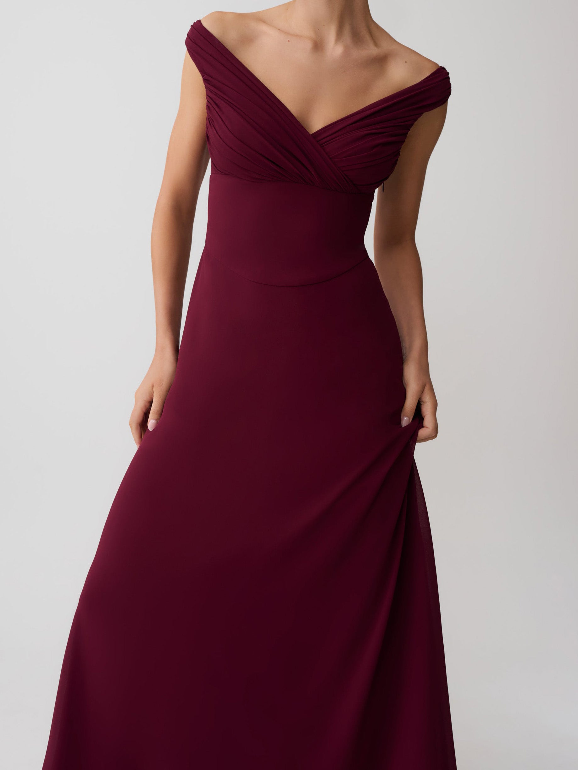 Elegant Off-Shoulder Ruched Waist Maxi Dress