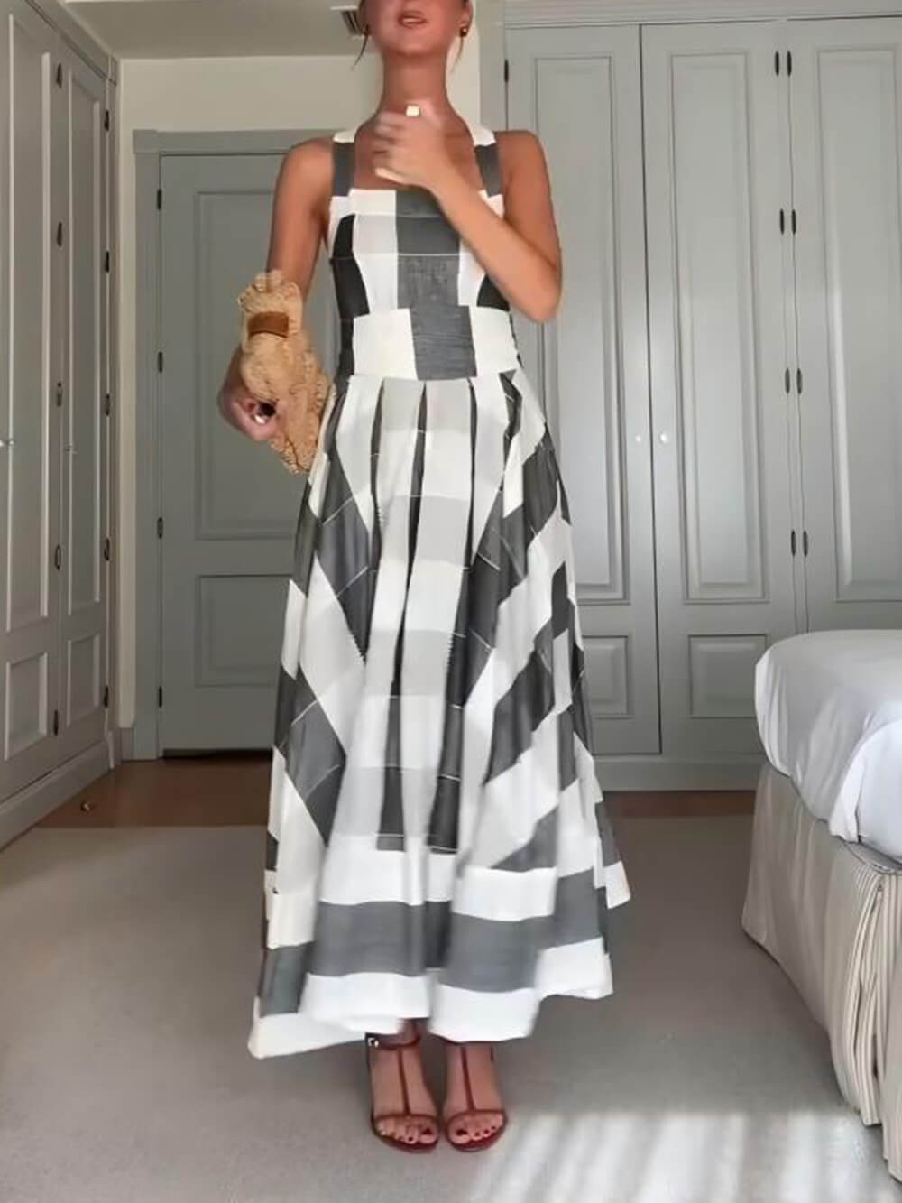 Classic Casual Plaid Print Pleated A-Line Maxi Dress Black