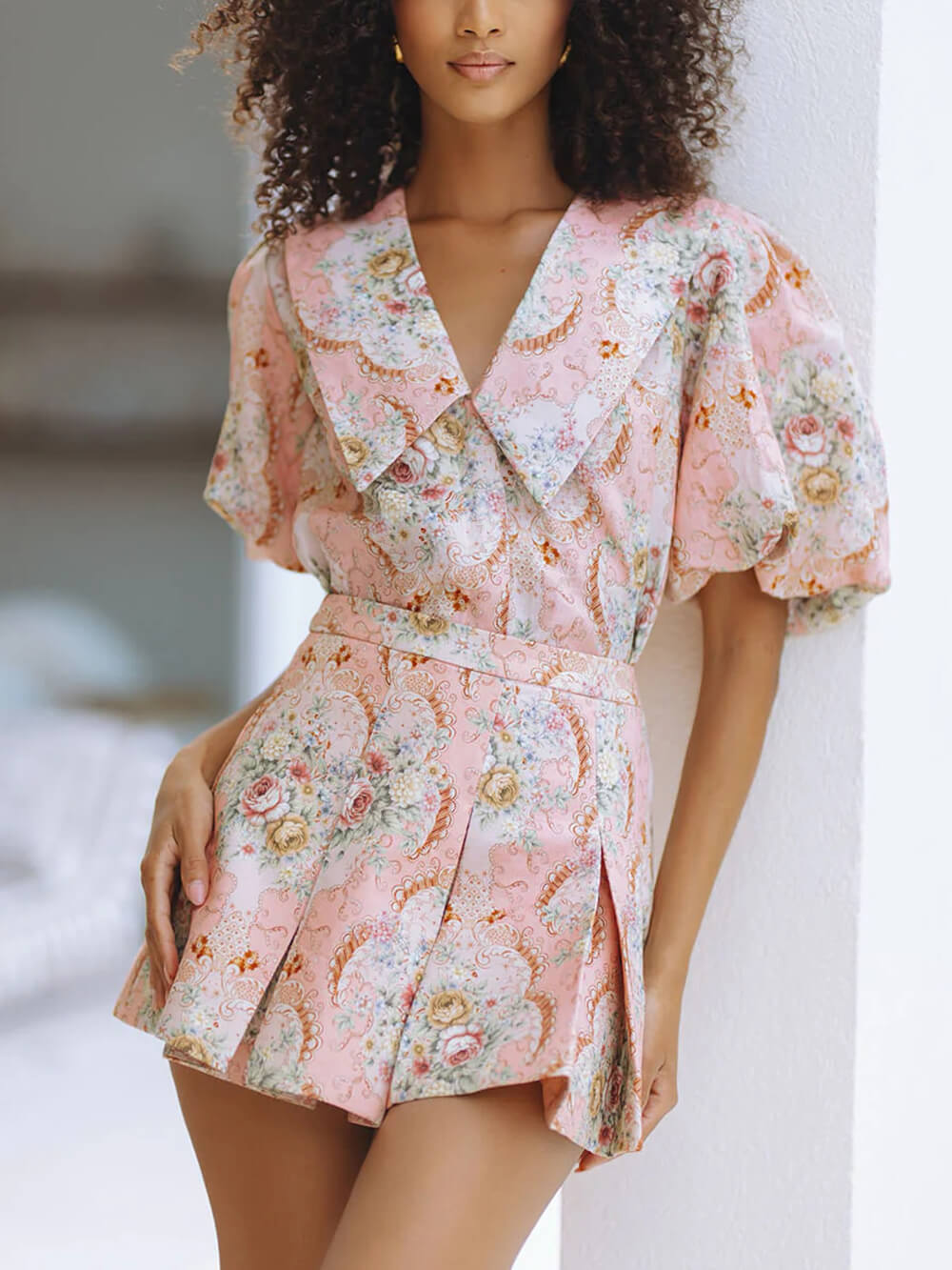 Delicate Floral Print Linen Top And Pleated Mini Shorts Set Pink