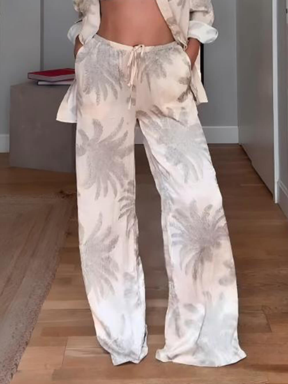 Summer Unique Palm Leaf Print Loose Lace Elastic Waist Pocket Wide Leg ants White