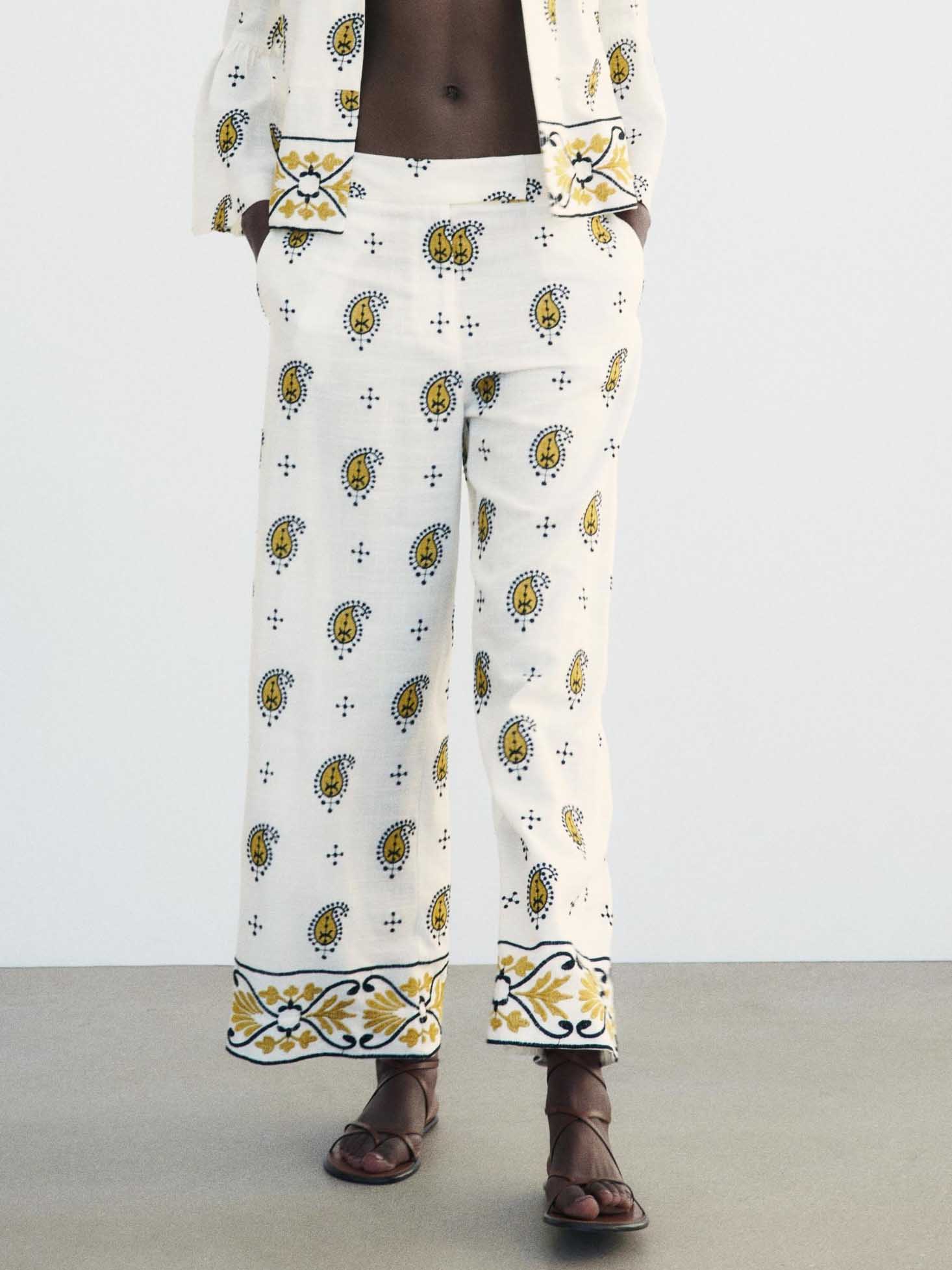 Unique Fresh Cashew Flower Print Pants White