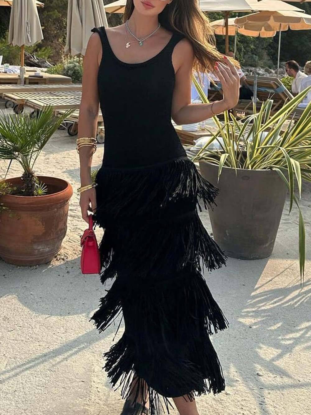Elegant Solid Color Sleeveless Slim Fit Fringed Hem Knitted Maxi Dress Black