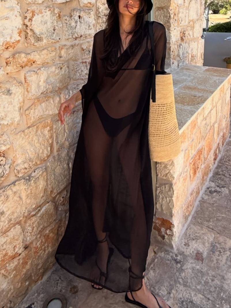 Minimalist Loose Perspective Maxi Dress Black