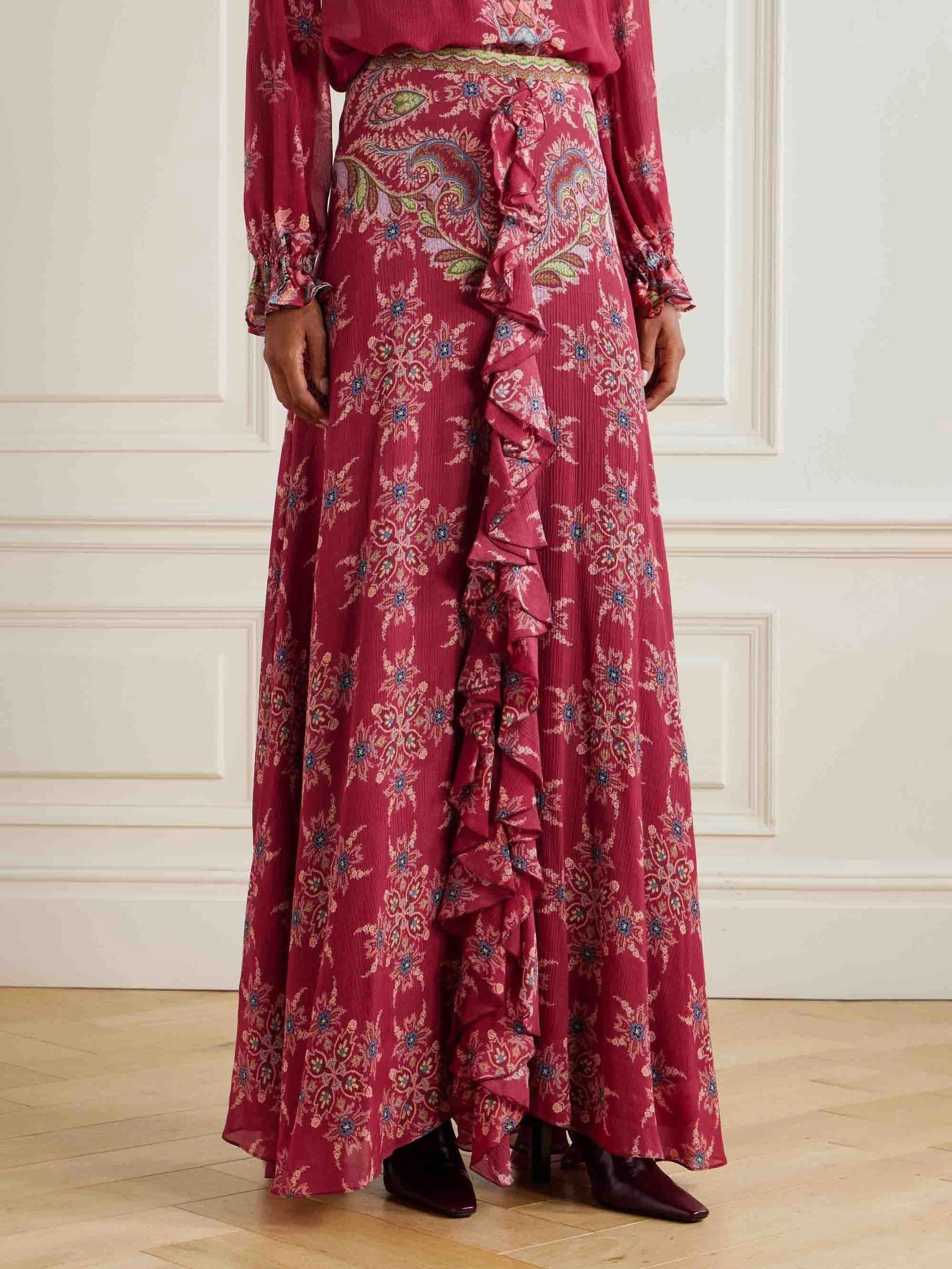 Exquisite Bohemian Ruffled Printed Chiffon Shirt Red Skirt