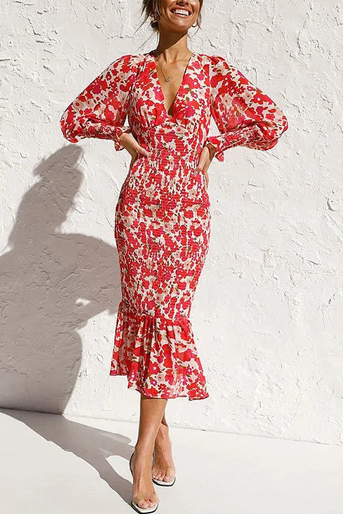 Stay Close Floral Print Smocked Midi Dress - 5 Colors Red