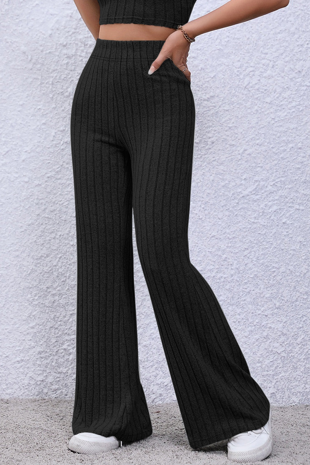 Basic Bae – Gerippte Schlaghose mit hoher Taille in voller Größe