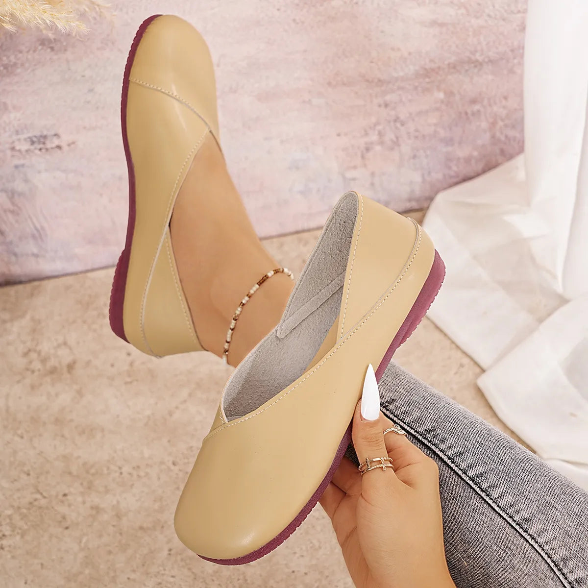 Women’s Round Toe Flats Slip-On Shoes – Comfortable Casual Ballet Loafers
