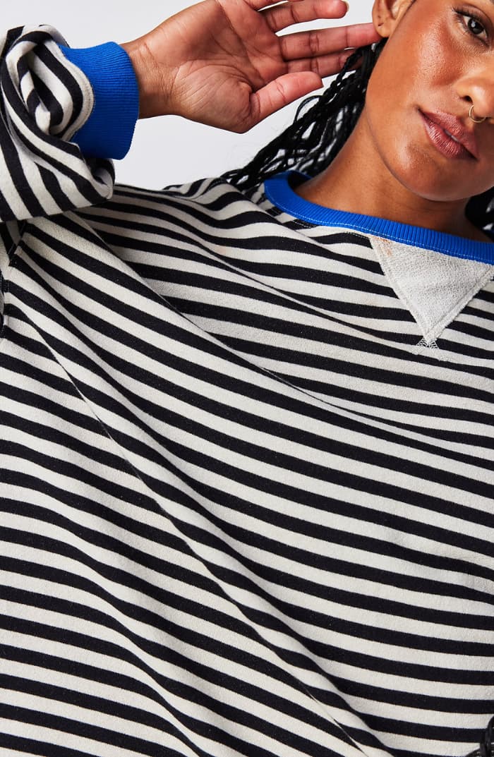 Julia | Cozy Oversized Striped Pullover