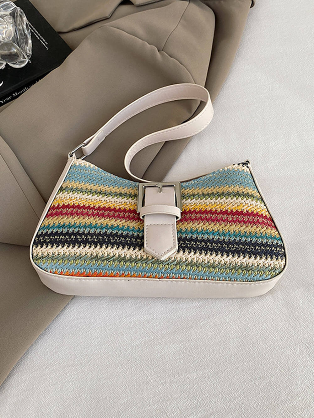 Fashionable Woven Straw Holiday Crossbody Underarm Bag White