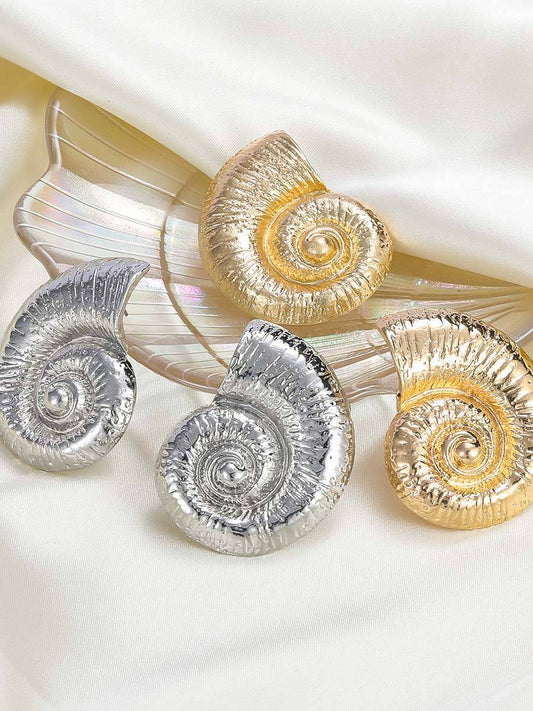Conch Element Earrings