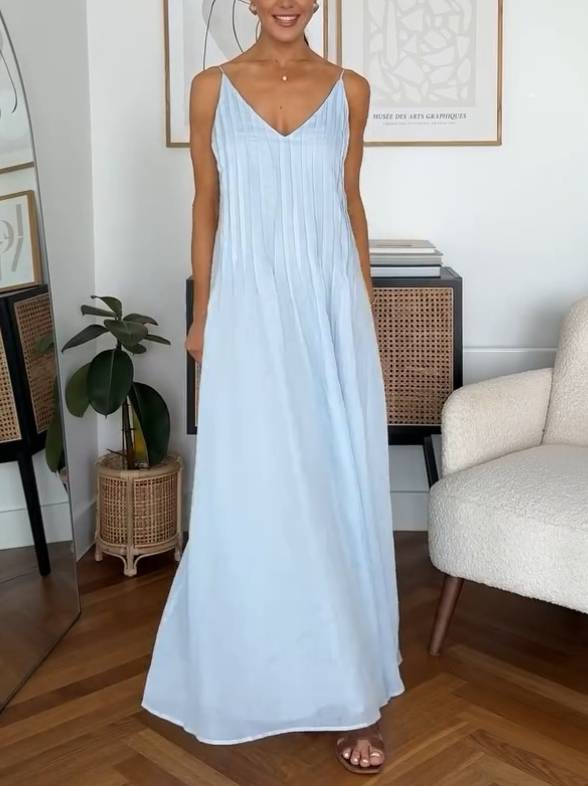 Holiday Style Pleated Sling Dress Light Blue