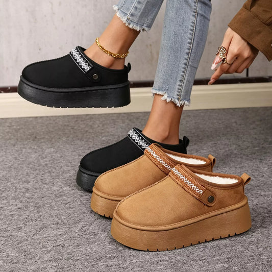 Stylish Suede Boots - Platform Fur-Lined