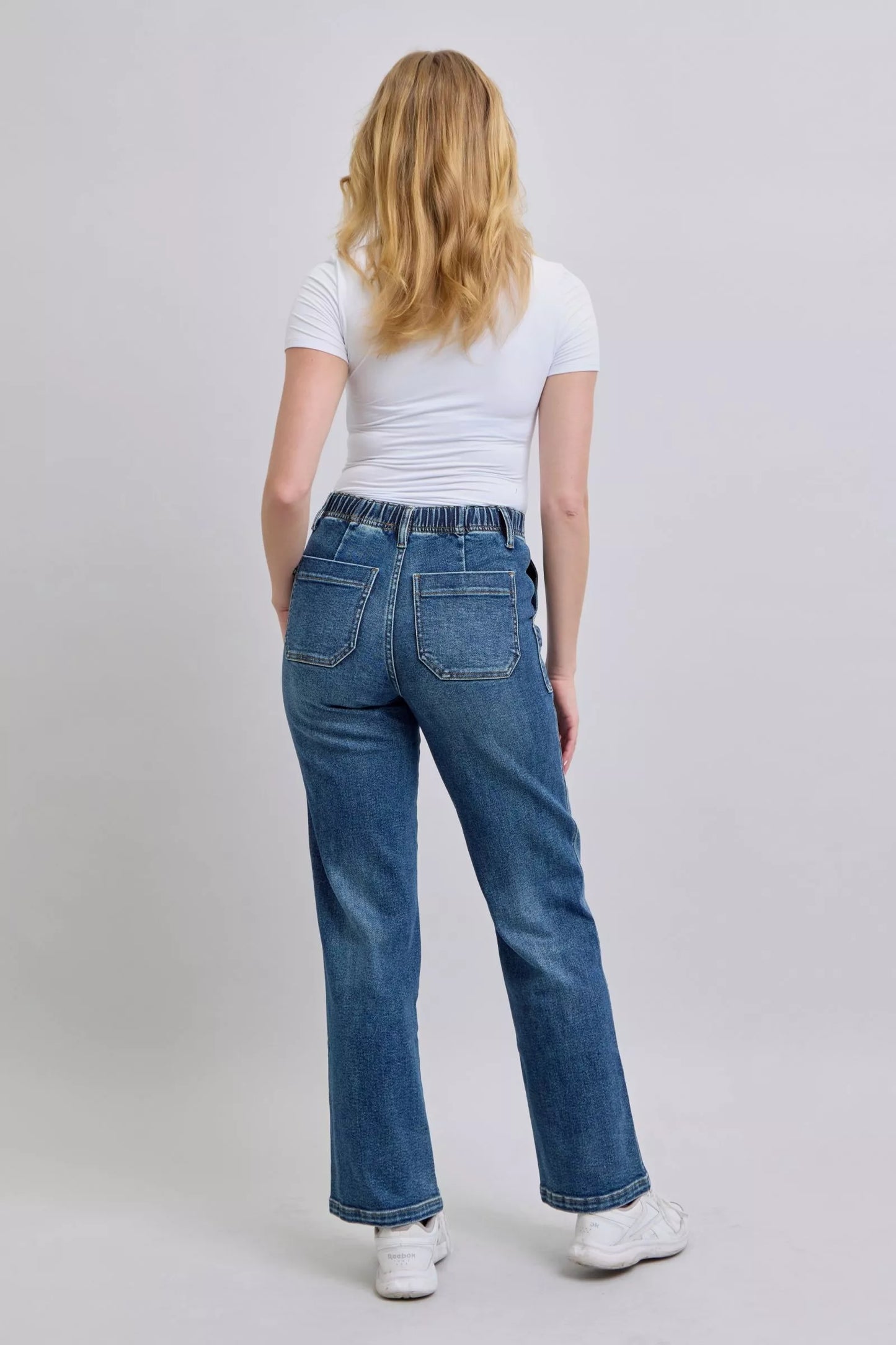 Relaxed Drawstring Straight-Leg Jeans