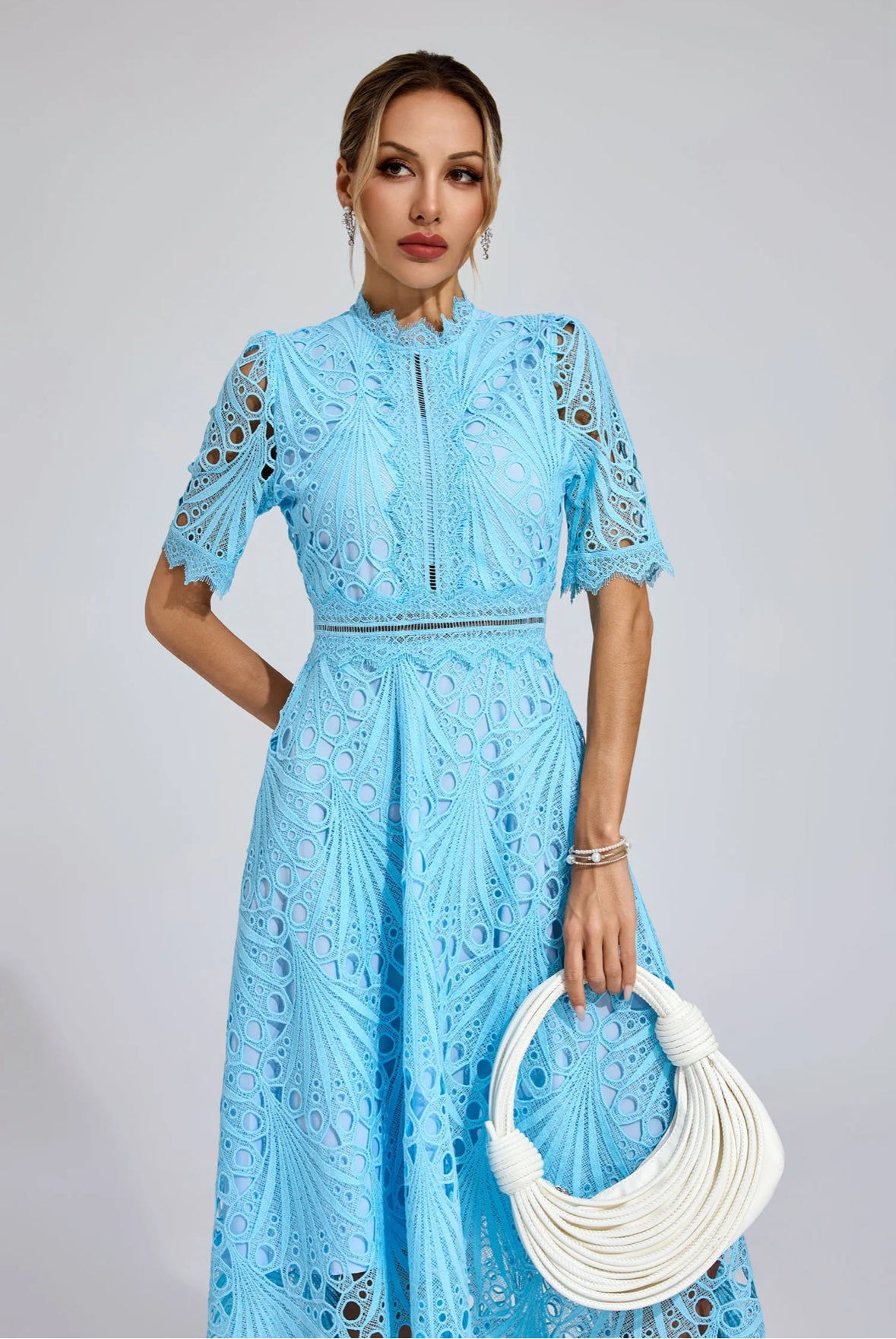 Cutout lace blue midi dress
