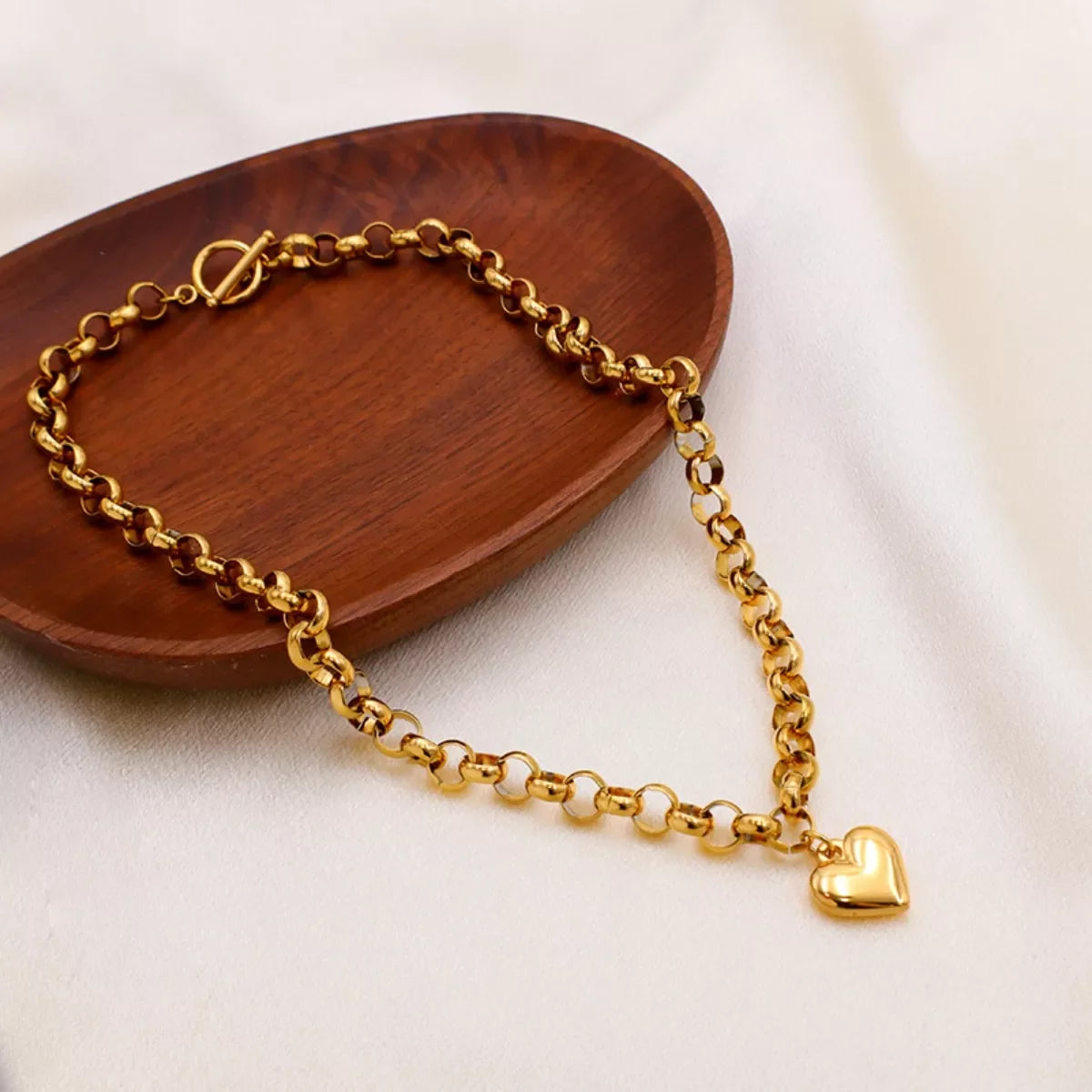 Heart Pendant Toggle Clasp Chain Necklace Gold One Size