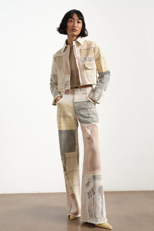 City Straight Light Wash Print Denim Jeans