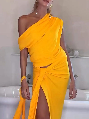 Elegant Off-the-shoulder Neckline Pleated Cropped Tank Top Yellow