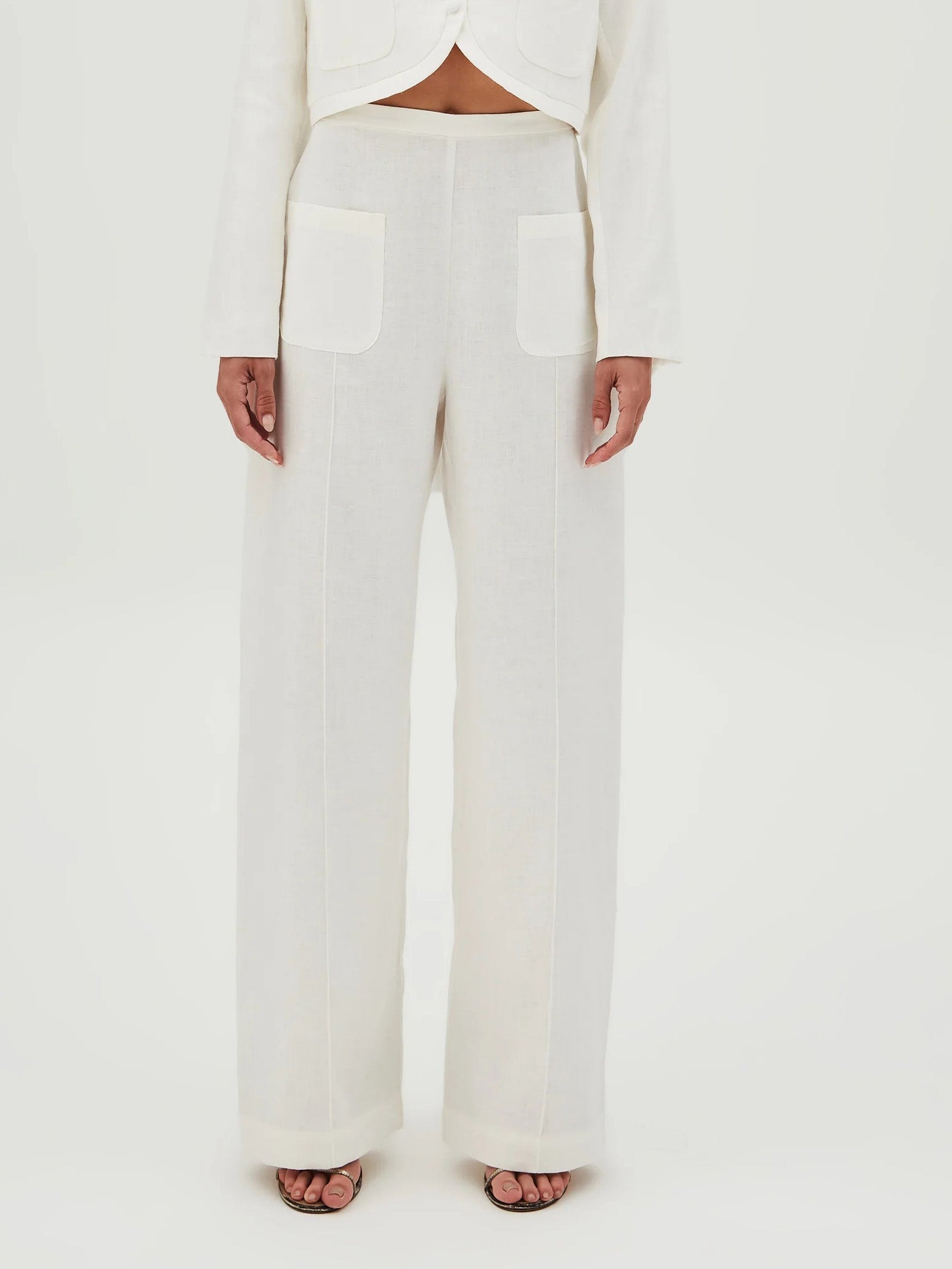 Elegant High-Waisted Wide-Leg Trousers With Patch Pockets White