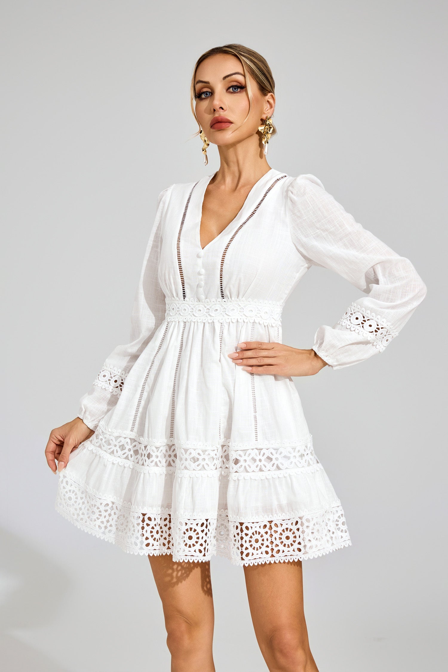 Geneviève lace Detail Mini Dress