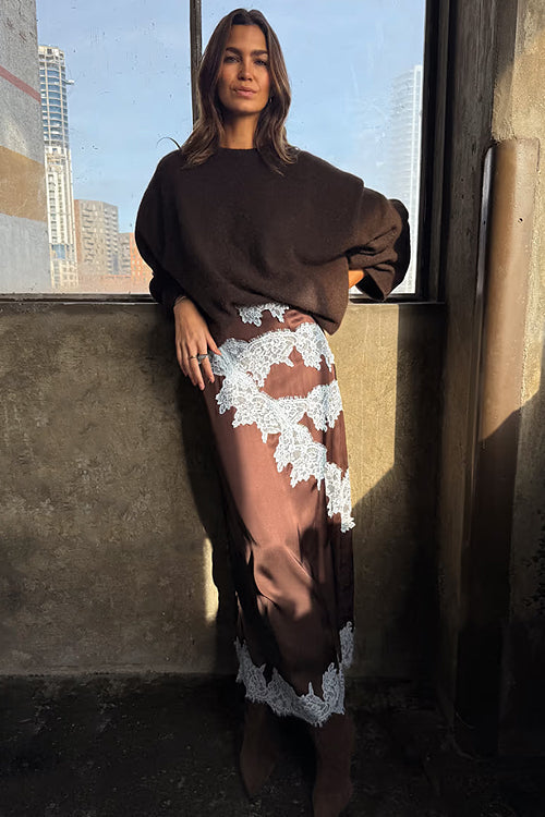 Casually Sophisticated Sleeveless Lace Set