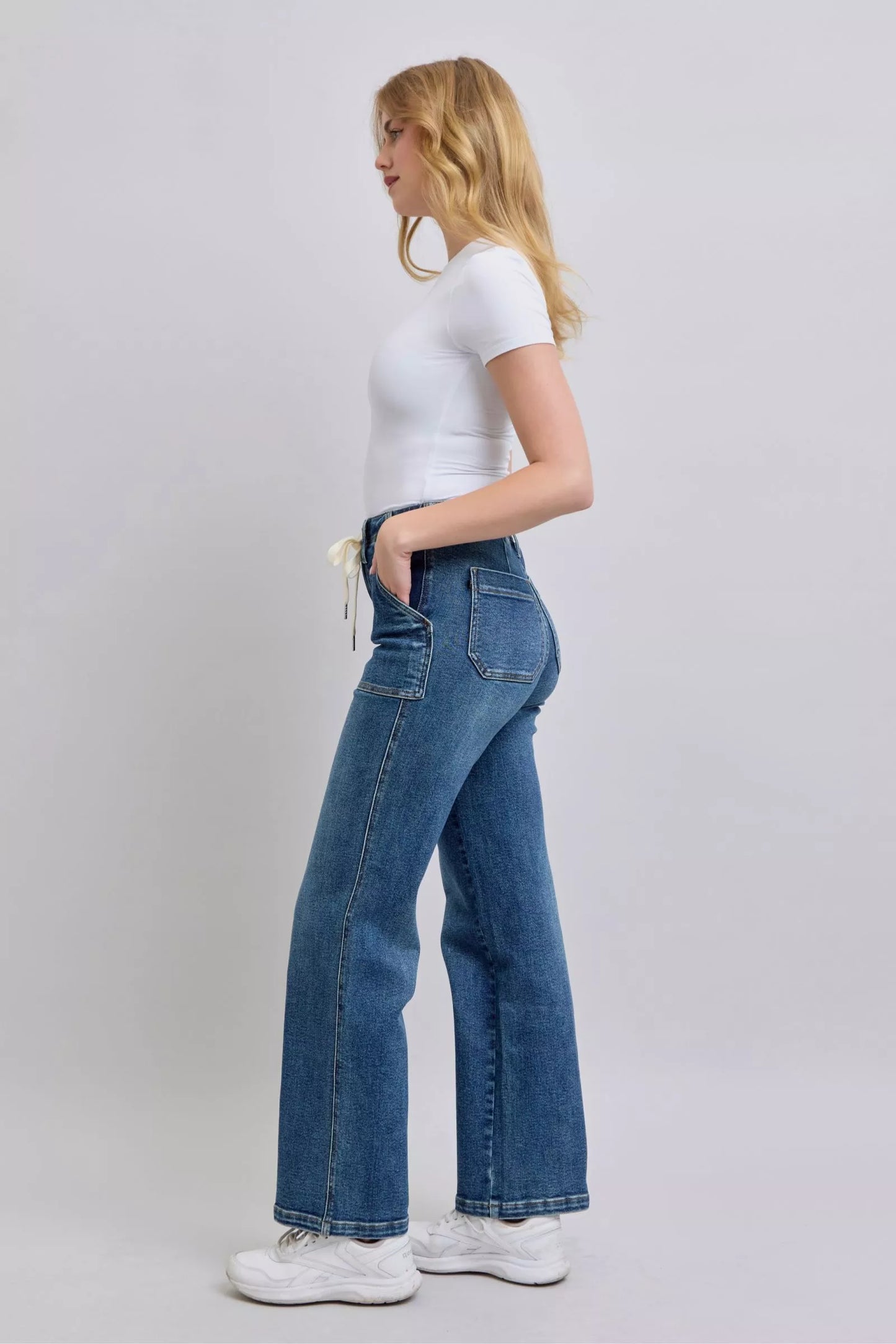 Relaxed Drawstring Straight-Leg Jeans