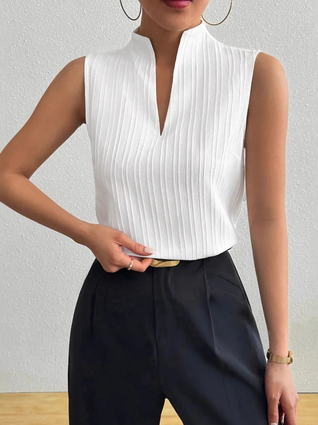Textured Notched Tank