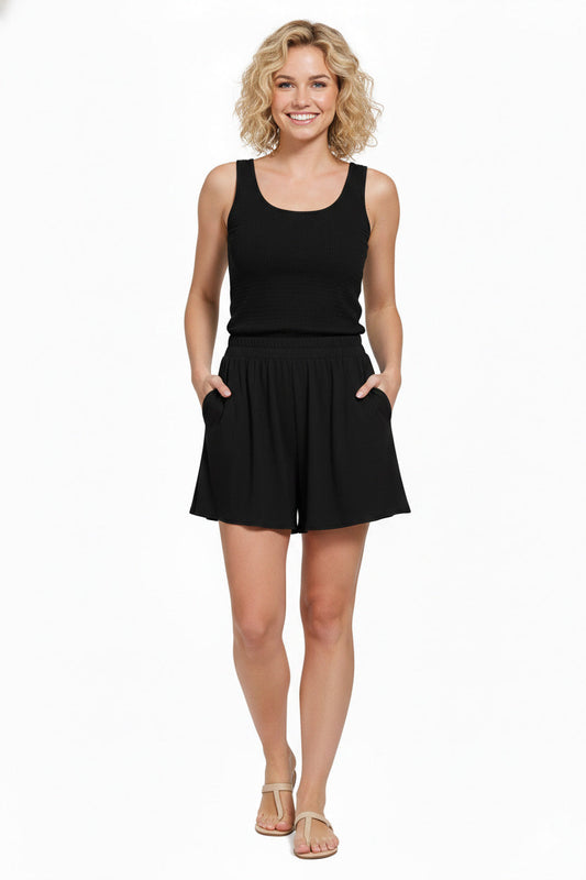 Diamond Black Woven Elastic Band Shorts With Pocket