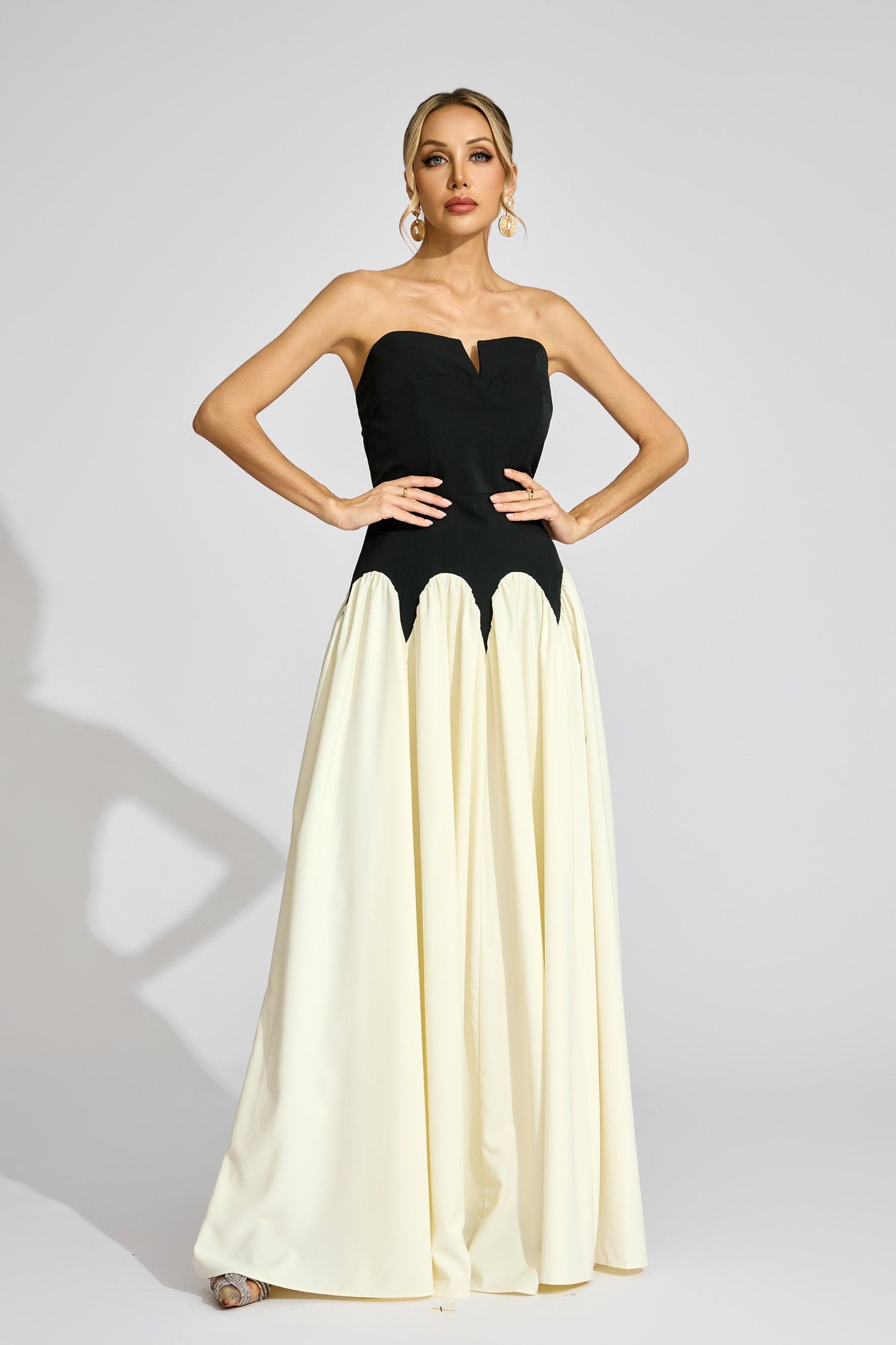 Étoile Noir Gown
