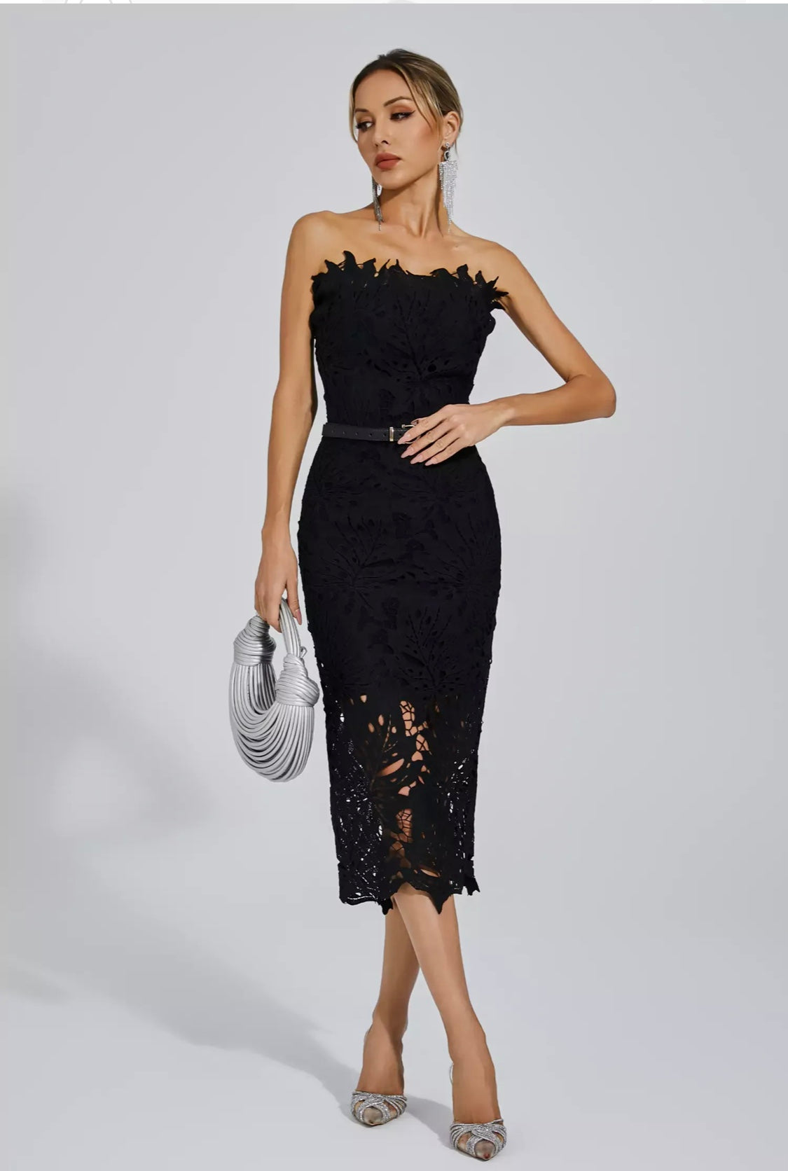 Jazlyn lace midi dress size S