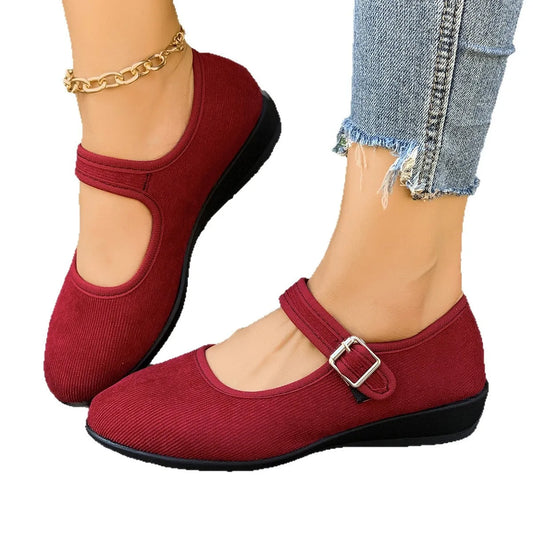 Women’s Round Toe Mesh Slip-On Shoes – Lightweight Breathable Casual Sneakers