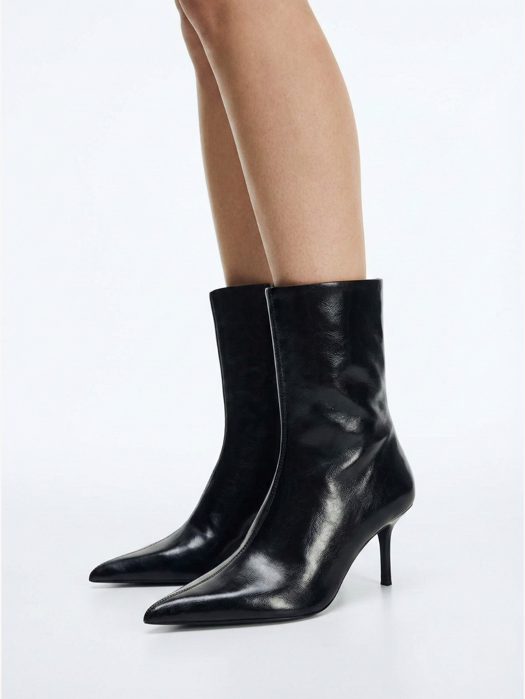 Crick | Women’s Black Pointed-Toe Heeled Ankle Boots