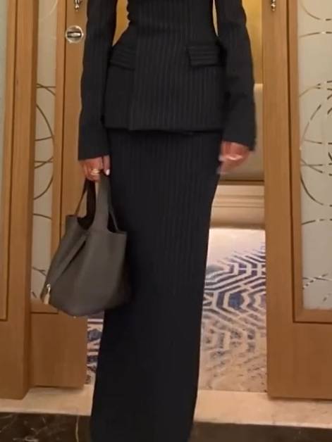 Striped Slim Fit Blazer And Skirt Suit-Skirt Black