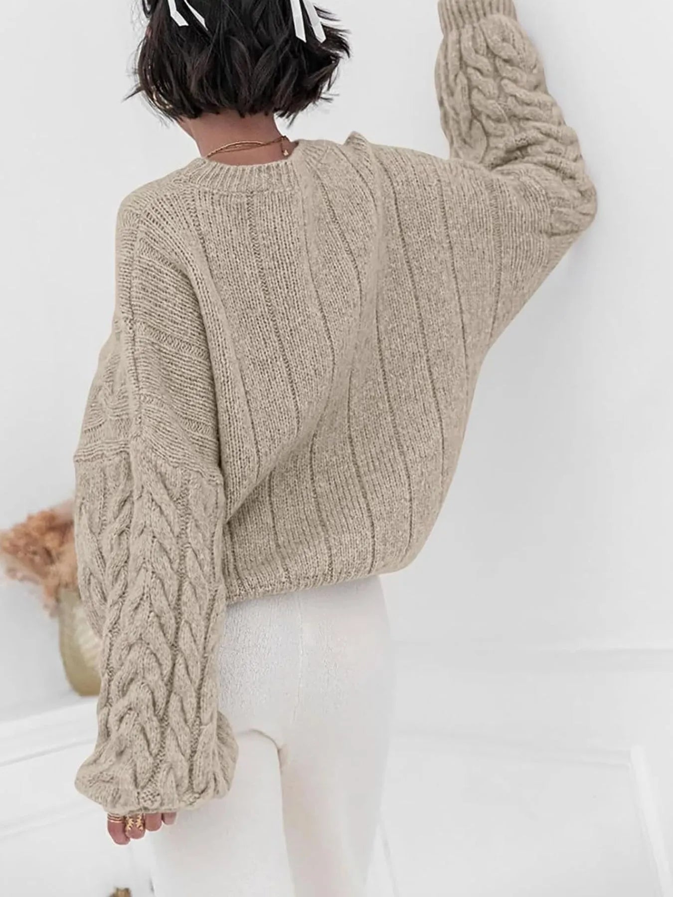 Cable Knit Long Sleeve Sweater – Cozy, Classic Winter Essential