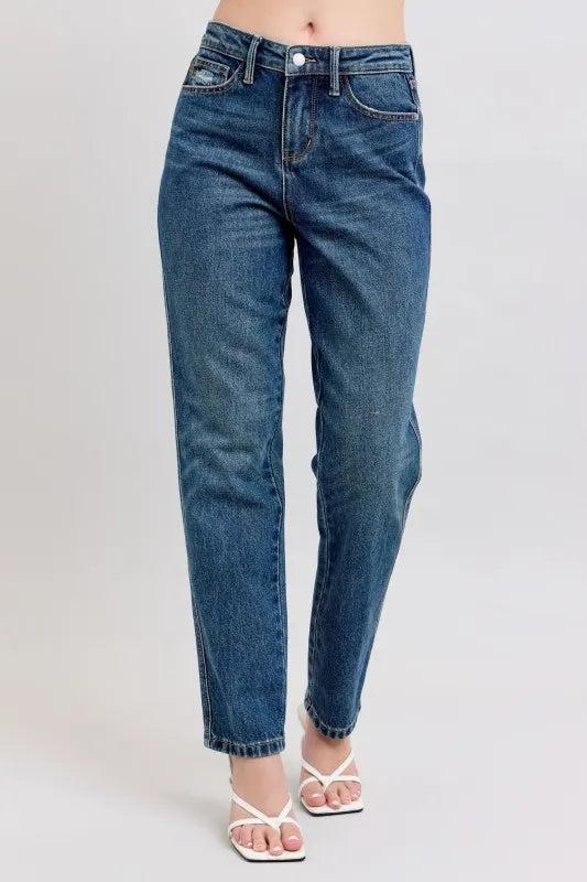 Plus Size High Rise Rigid Magic Straight Leg Jeans