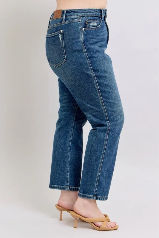 Plus Size High Rise Rigid Magic Straight Leg Jeans