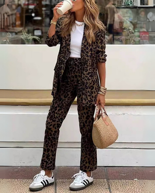 Arila | Leopard Print Women's Pants set
