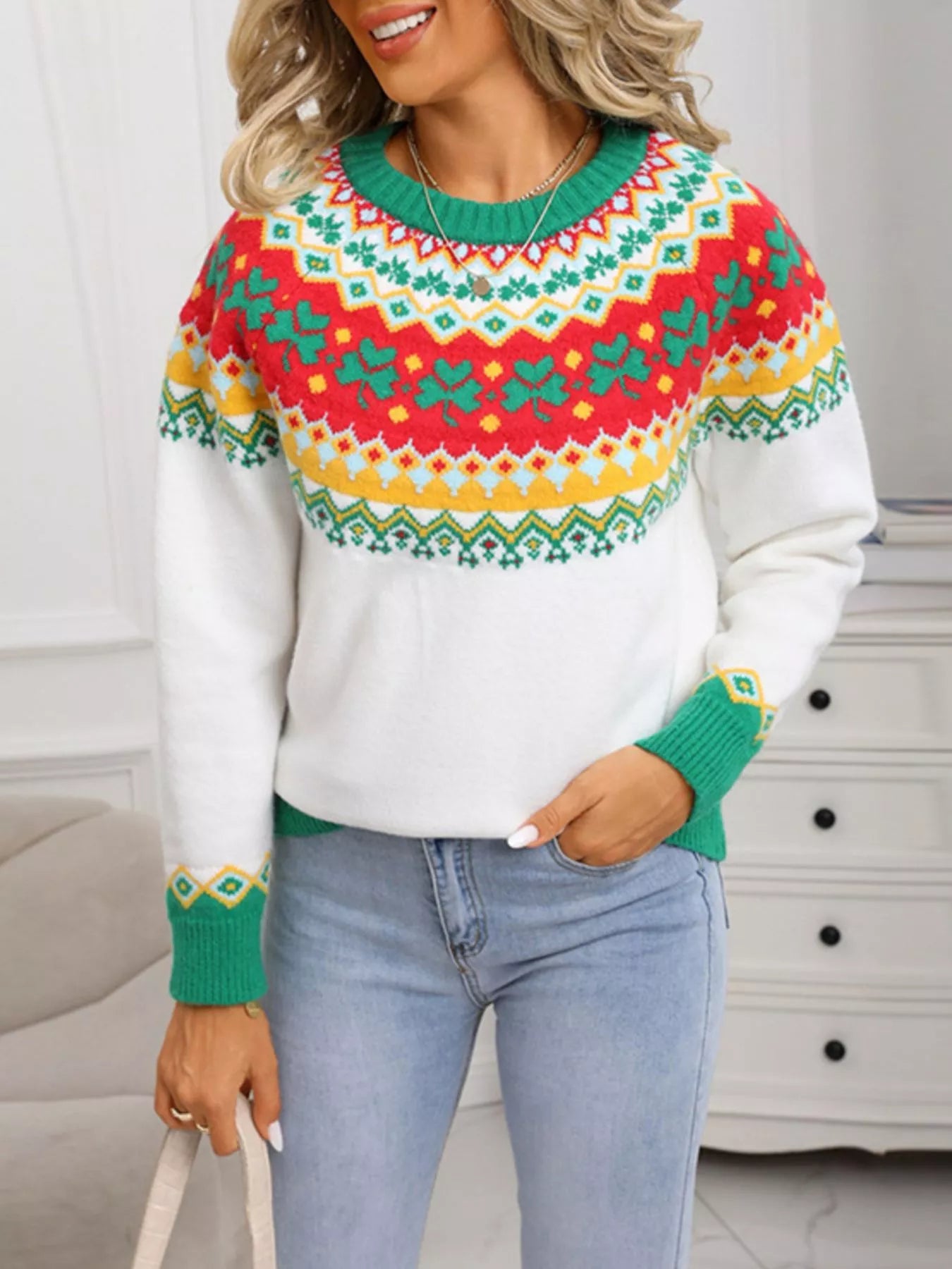 Clover Pattern Round Neck Knitted Sweater