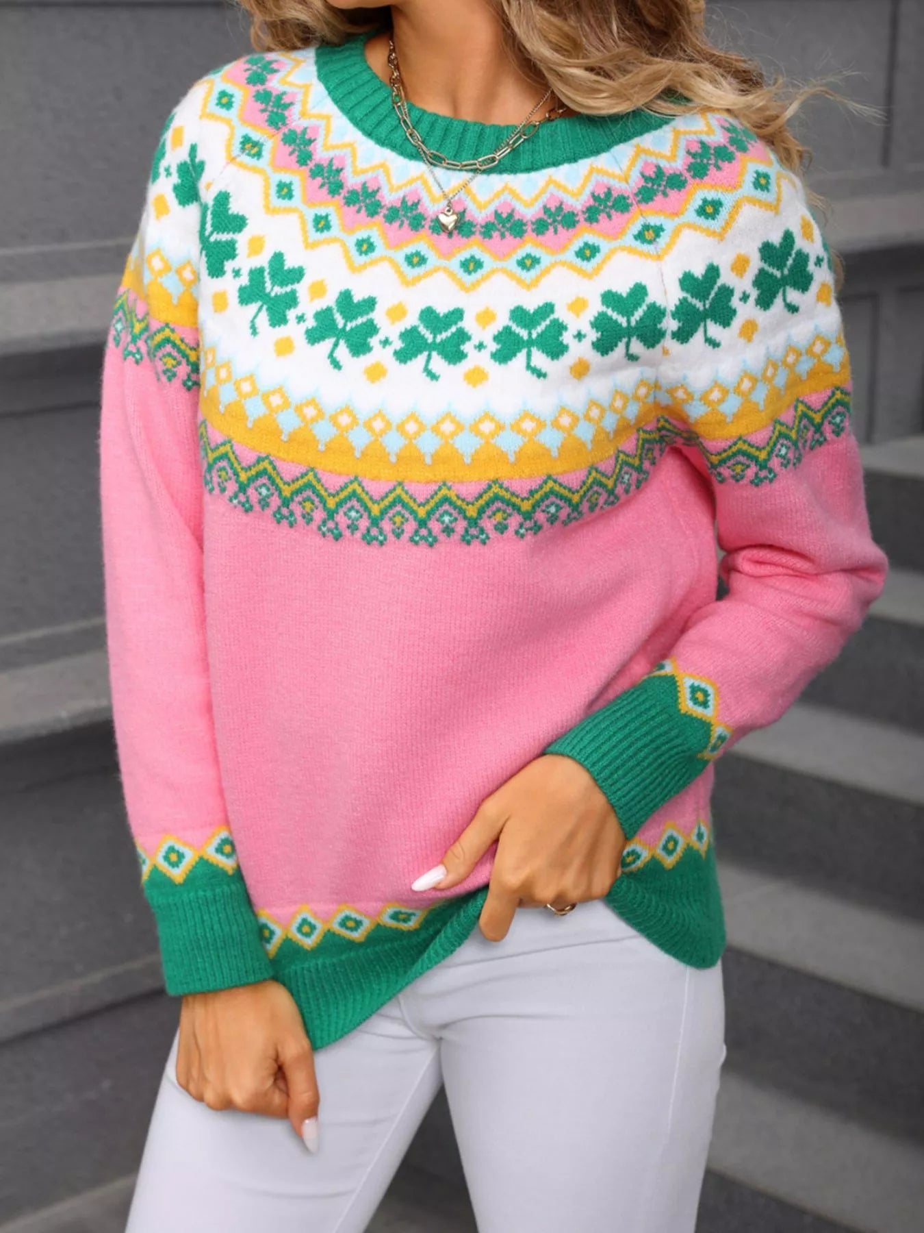 Clover Pattern Round Neck Knitted Sweater