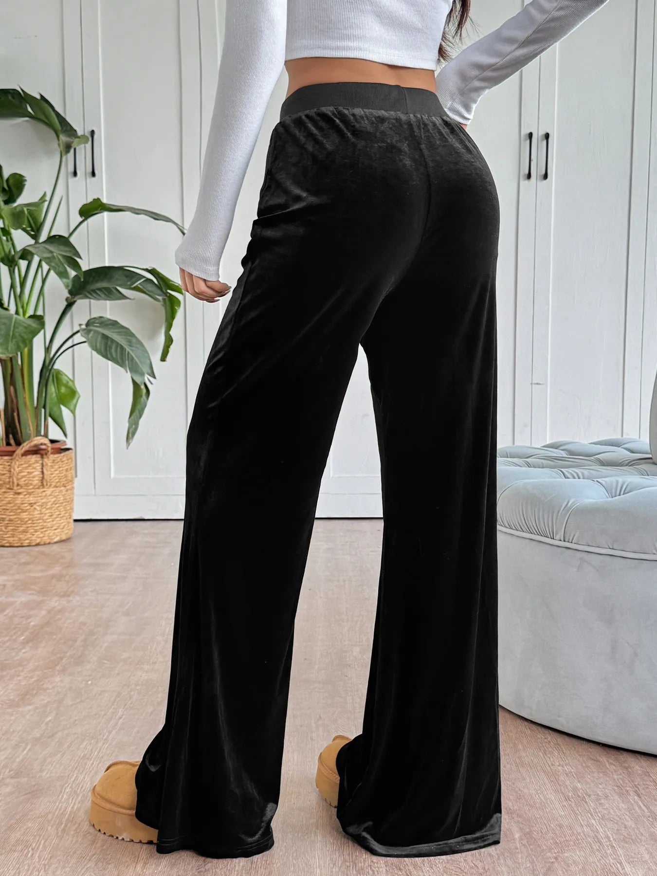 Black Chill Wide Leg Lounge Pants