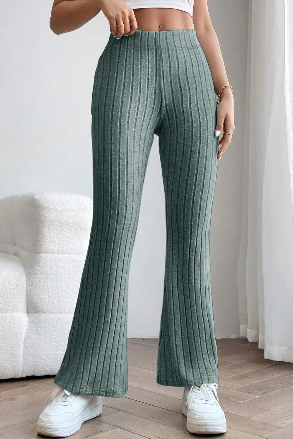 Basic Bae – Gerippte Schlaghose mit hoher Taille in voller Größe