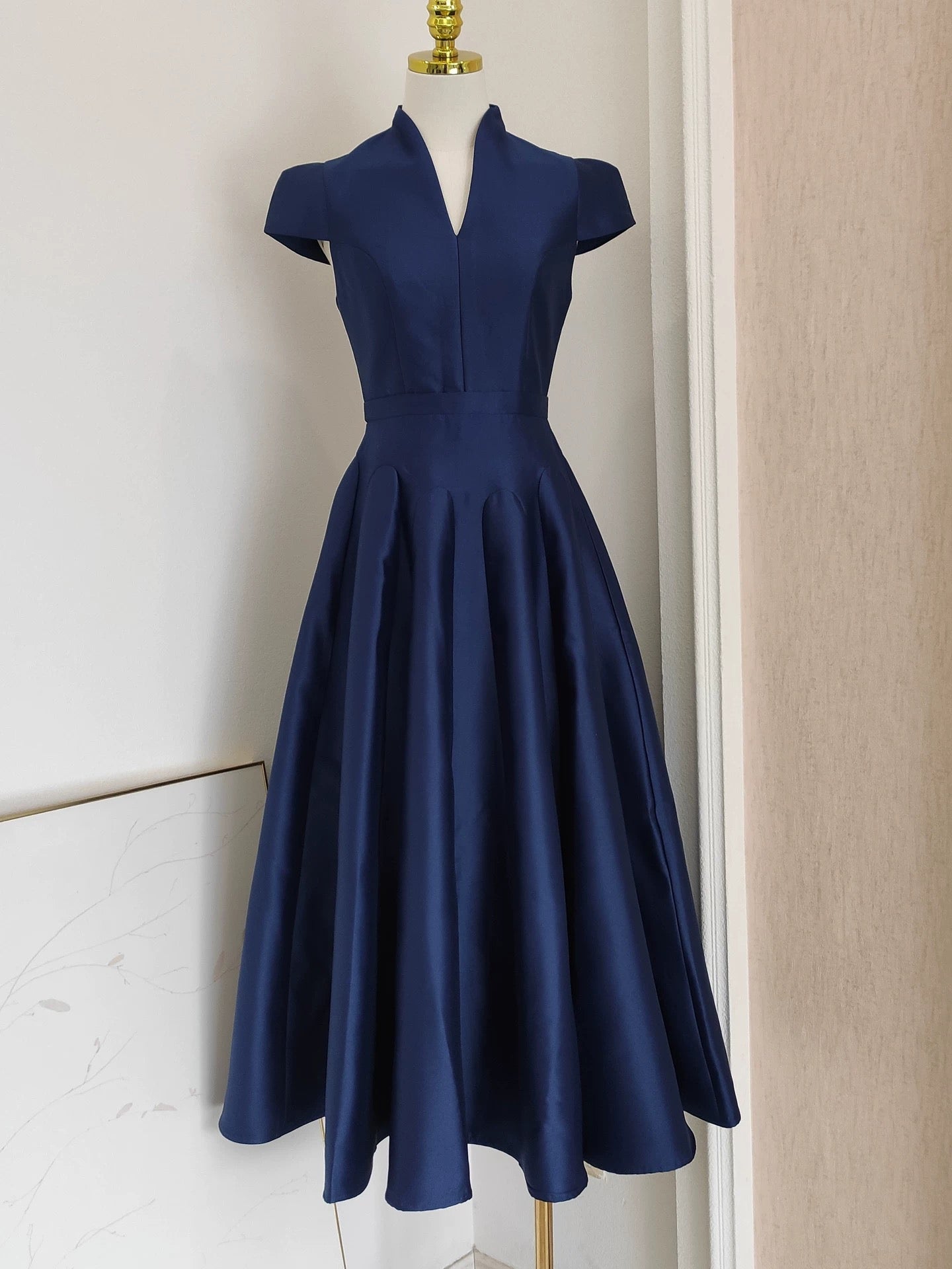 Renée Vintage Pleated Midi Dress Size L