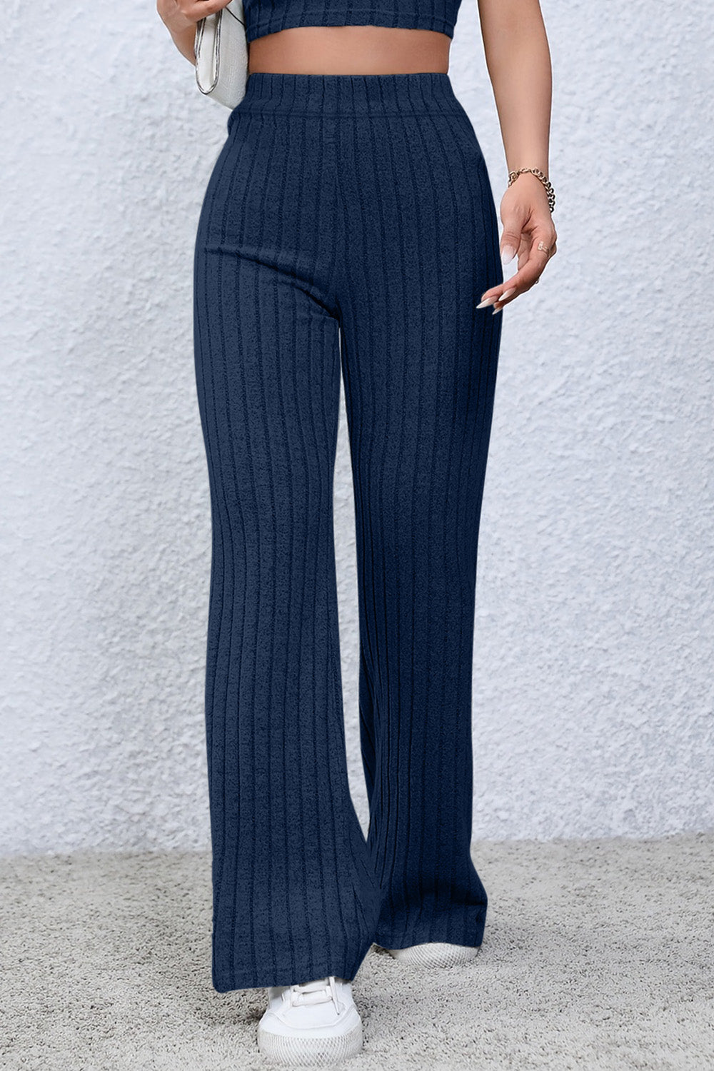 Basic Bae – Gerippte Schlaghose mit hoher Taille in voller Größe