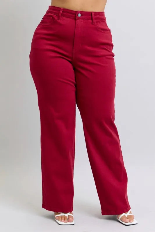 Plus Size 90’s-Inspired Heart Pocket Straight Jeans
